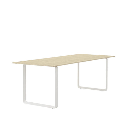 70/70 Table 225x90cm / Solid Oak